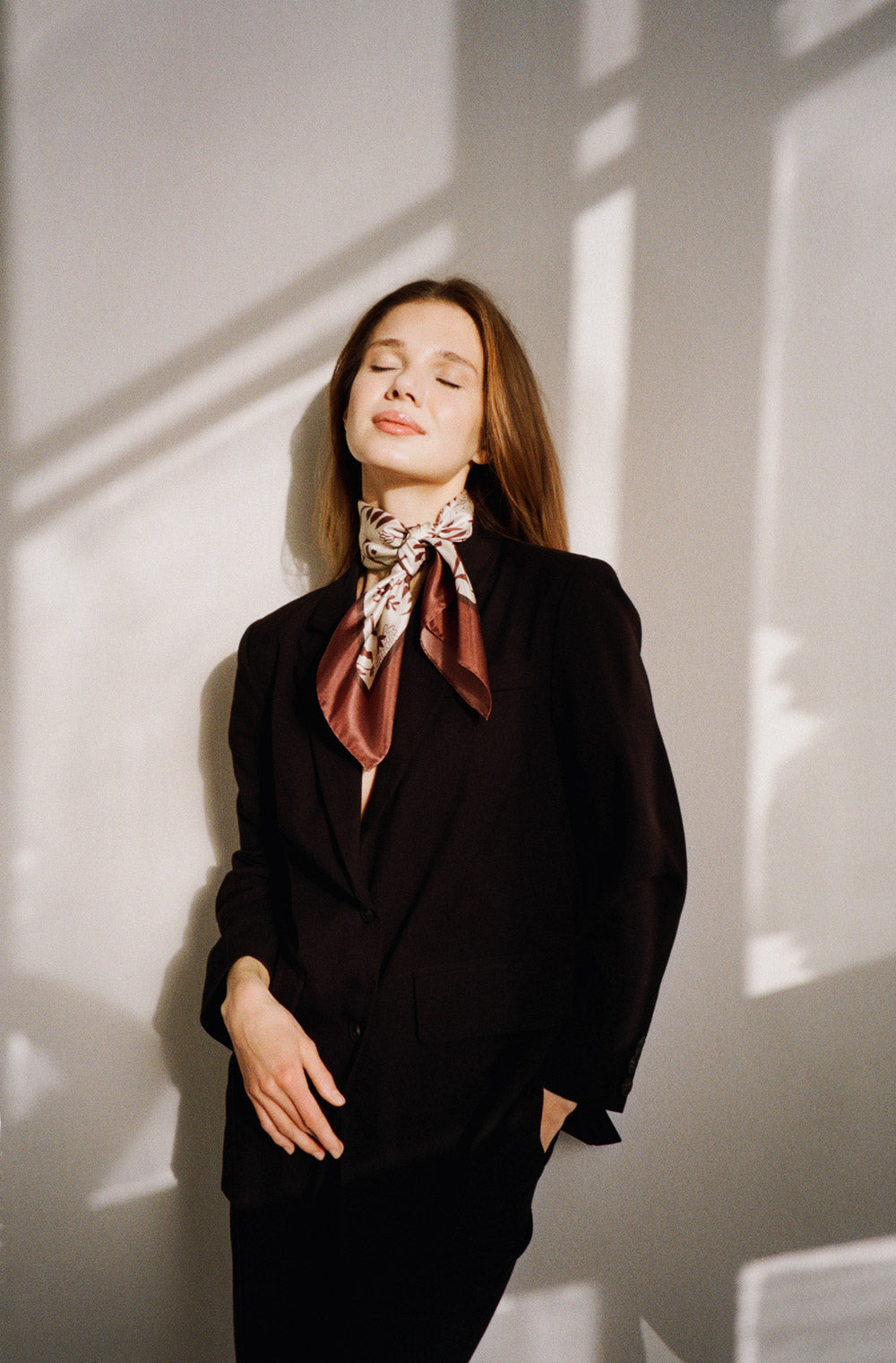 Fynbos Brown Seidenfoulard 68x68