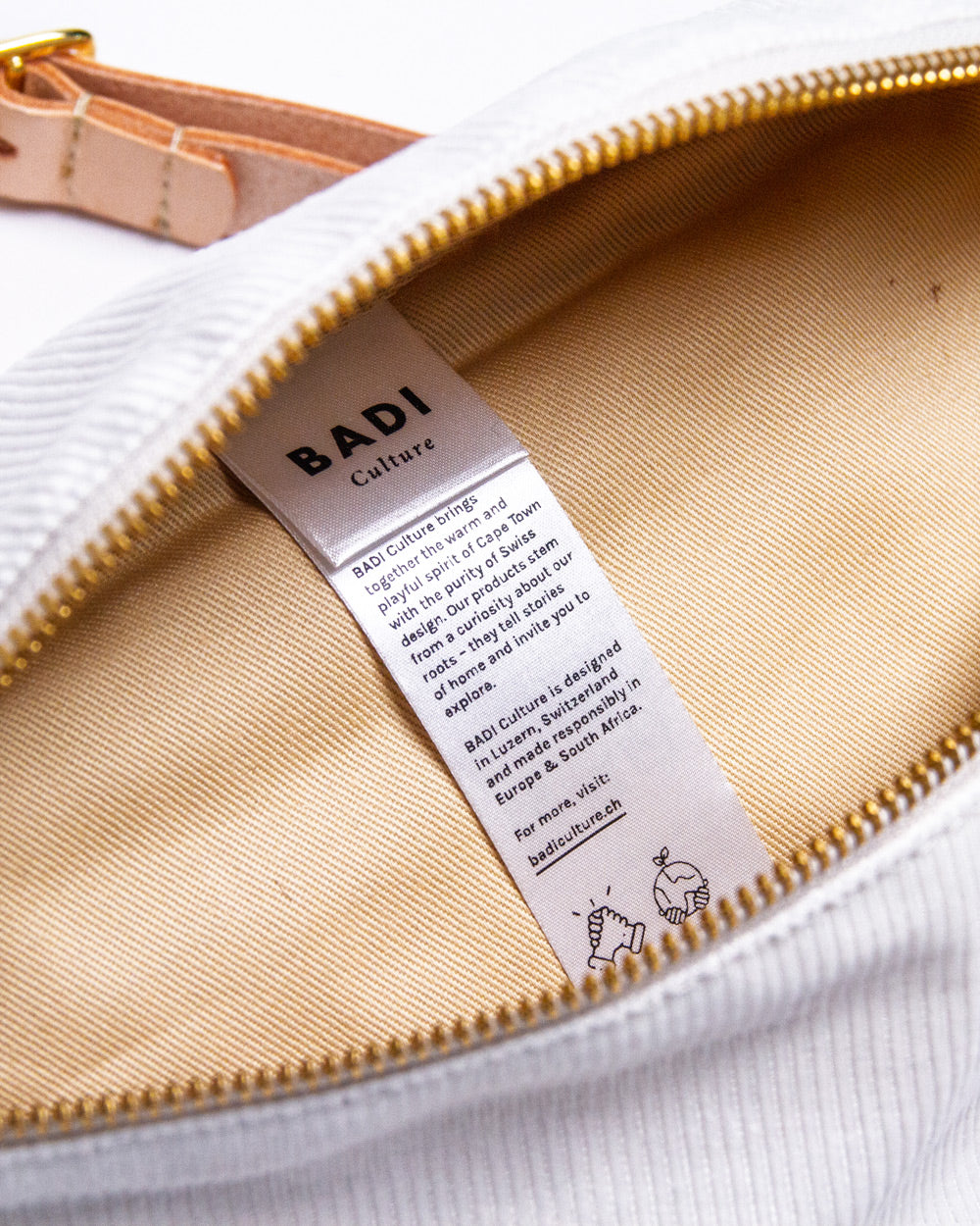 Muun Bag, Cape Olifants