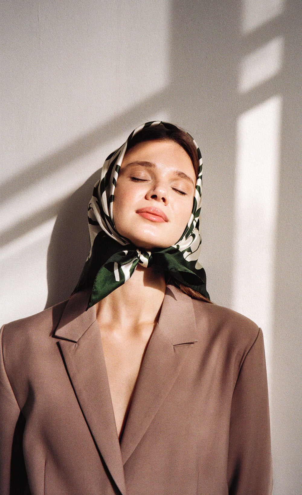 Wild Olive Seidenfoulard 68x68